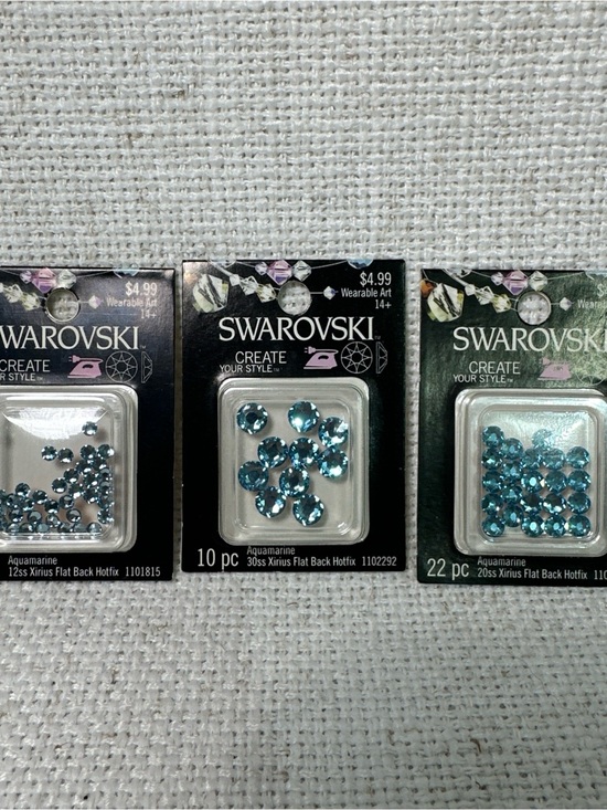 Swarovski Other - Swarovski Aquamarine Flat Back Rhinestones - Sparkling Blue-Green